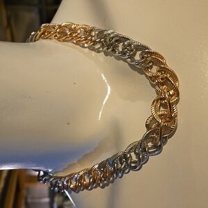 2-tone silver and gold thick chain.